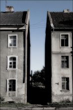 Zwei riesige / ***