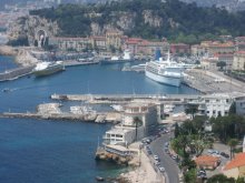 Hafen von Nizza / ***