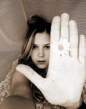 Girl - Daisy / ***