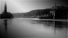 Dead Wasser / ***