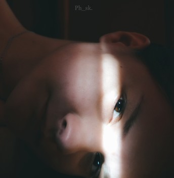  / ***