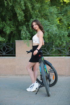 Olya / ***