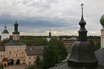 Domes / ***