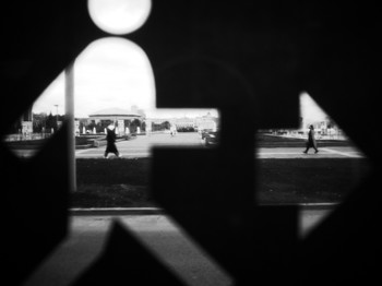 Zu treffen / ***