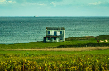 Casa solitaria / Paisaje de Galicia -España