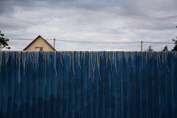 Unter den Wolken / ***