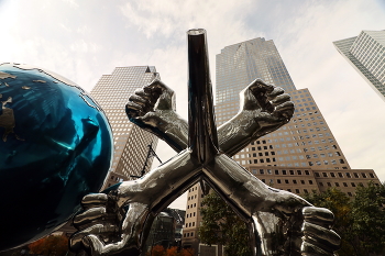 «XO World» / ***