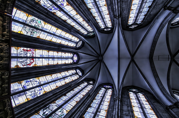 Glasmalerei / Minoritenkirche