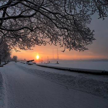 Nebel zerstreut / ***