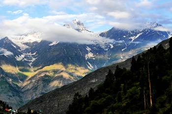 Morgen in den Bergen / ***