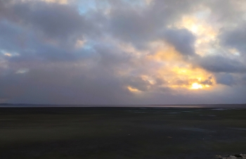 Der letzte Strahl des Sonnenuntergangs / ***