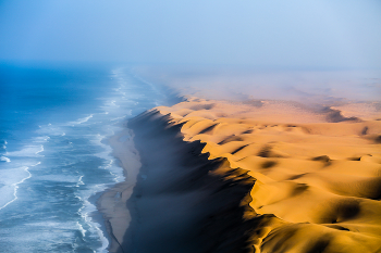 Namib von oben / aufgenommen bei einem Flug über die Namib
