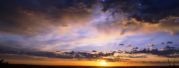Panorama des Sonnenaufgangs / ***