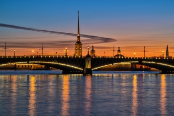 Trinity Bridge / ***