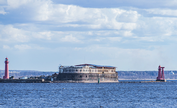 Kronstadt / https://www.instagram.com/vaguro_v_u_v
https://web.facebook.com/evgeniy.vagouro
https://vk.com/e.vaguro
https://www.youtube.com/user/MsREPOMEN
https://zen.yandex.ru/id/6229efa215abe97a09db4a54
https://www.tiktok.com/@vaguro_v_u_v