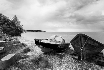 Beach ... / ***