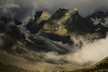 Nebel zerstreut / ***