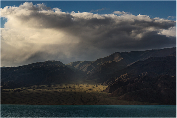 Rays ... / ***