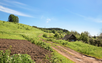 Haus im Dorf. / ***