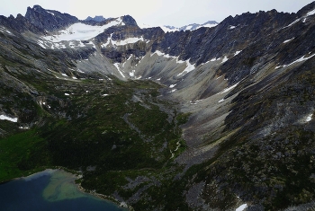  / Upper Dewey lake crater, Alaska