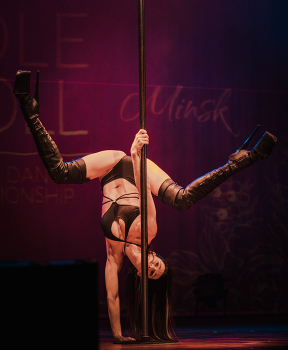 POLE DOLL- exotic dance championship 2022 / https://www.youtube.com/watch?v=_d7Y4TA9kCs&t=1s
https://www.tiktok.com/@vaguro_v_u_v?lang=ru-RU
