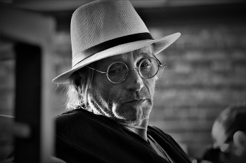 Pilger / ***