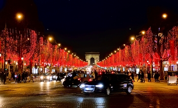  / Les Champs-Élysées