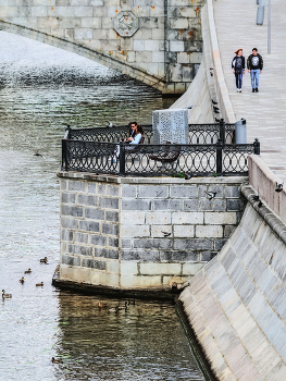 Direkt am Wasser / ***