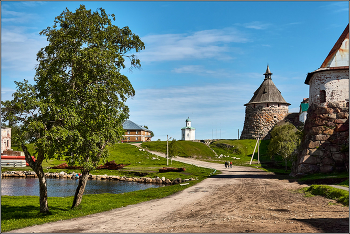 Solovkm / ***