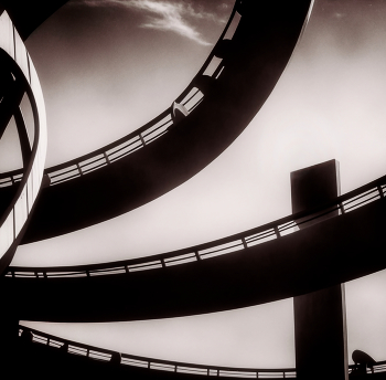  / Cycles of fate