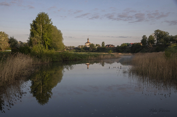 Frühmorgen. / ***