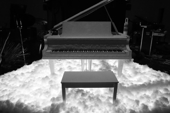Cloud-Paradies / ***