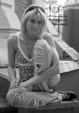 Julia / ***