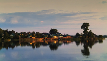 Abend im Dorf / ***
