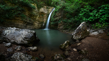 Am Wasserfall / ***