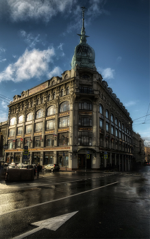 Haus auf dem Damm / ***