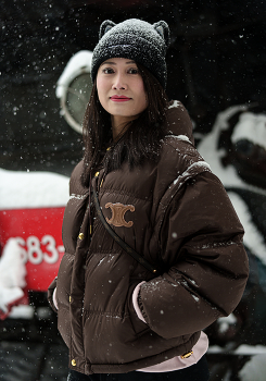 YIN / ***