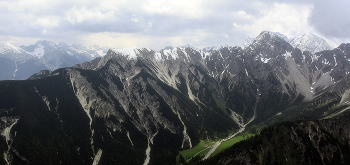 Über die Alpen / ***
