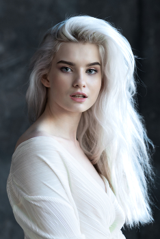 Kate / ***