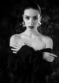 Natalie / ***