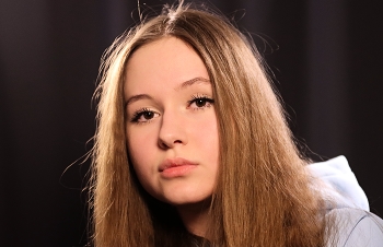 Mary / ***