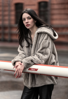 Julia / ***