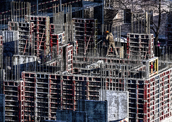 Arbeiten in die Mittags / ***
