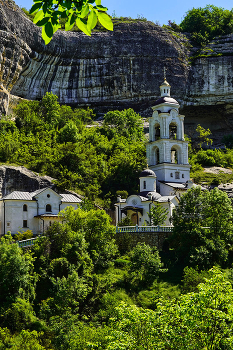 Belfry / ***
