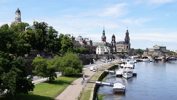Uferstraße / ***