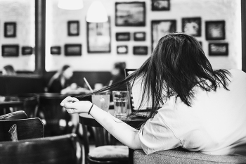 im Café ... / ***