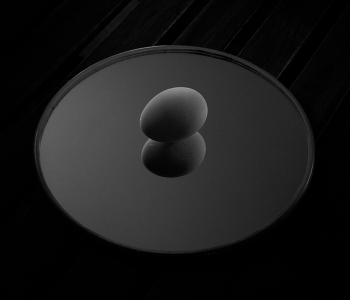 Levitate / ***