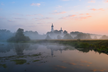 Nebliger Morgen / ***