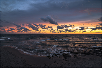 Das Schwarze Meer Sonnenuntergang / ***