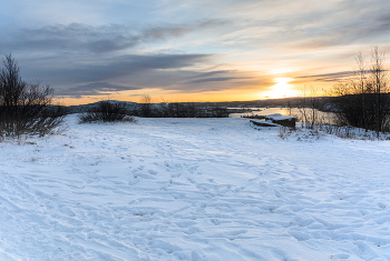 Bei Sonnenuntergang / ***